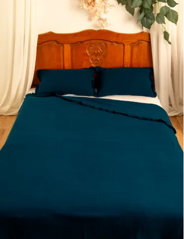 Cotton pillowcase with decorative ruffles on 4 sides