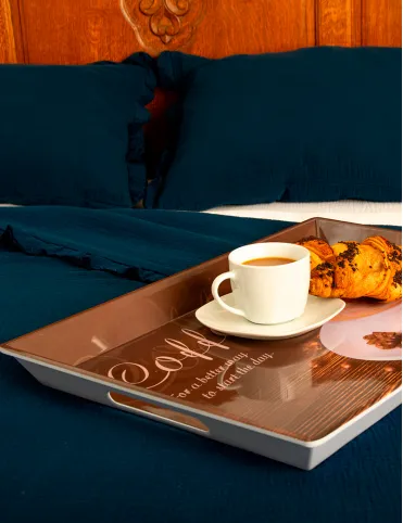 Cotton pillowcase with decorative ruffles on 4 sides