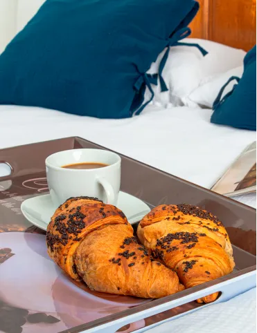 Cotton pillowcase tied with ties