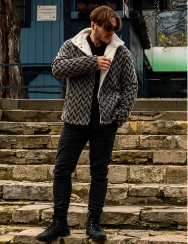 Men's Warm Shearling Jacket with Geometric Pattern