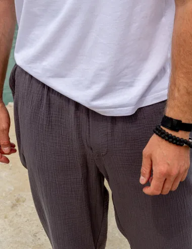 Men's long cotton shorts with excellent ventilation. A great gift for him.