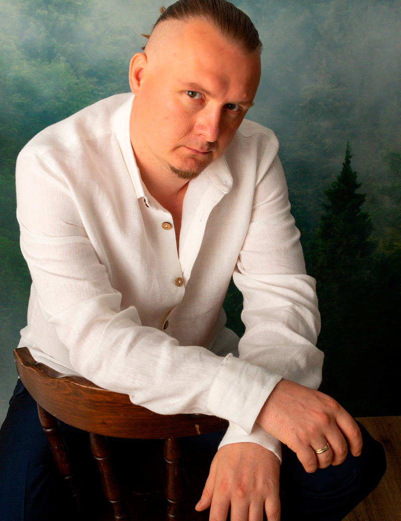 Linen shirt for men. Classic linen shirt with long sleeves and buttons. 100% dense linen. Summer shirt.