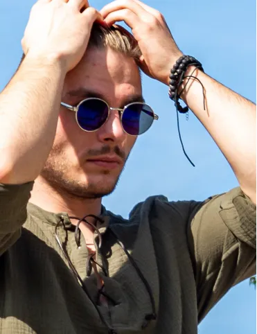 Men’s Summer Long Sleeve Shirt in Mid-Century Style, Boho style, Model Harald